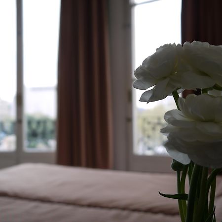 Hotel Monegal Barcelona Ngoại thất bức ảnh
