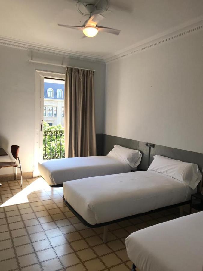 Hotel Monegal Barcelona Ngoại thất bức ảnh