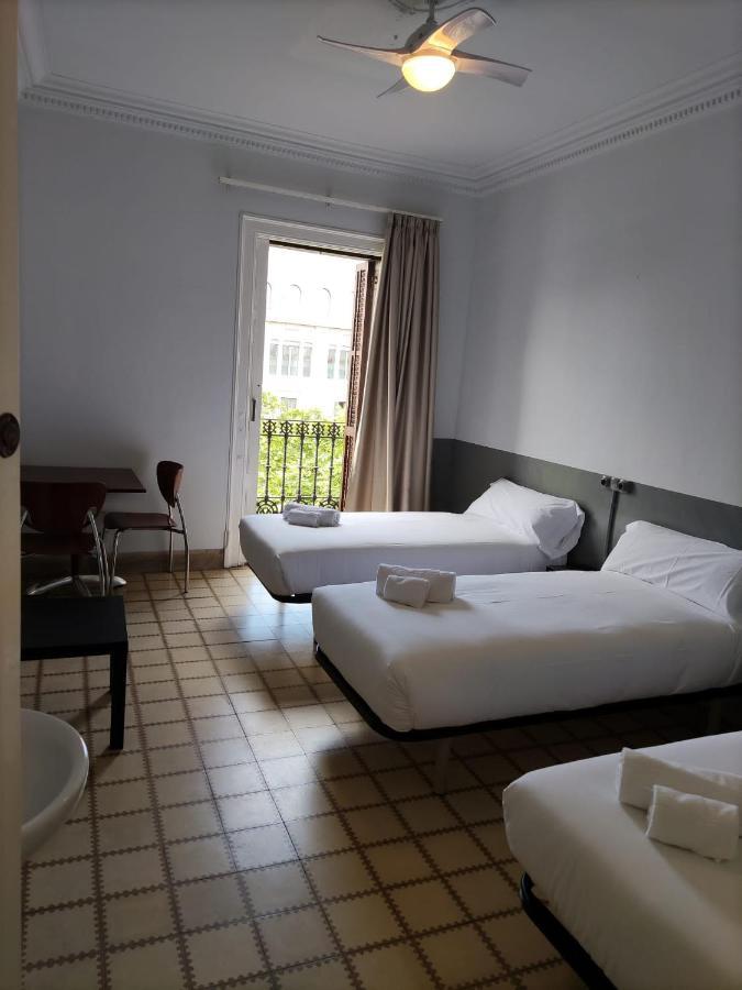 Hotel Monegal Barcelona Ngoại thất bức ảnh