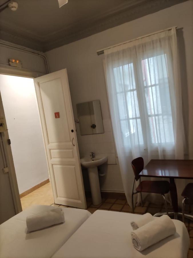 Hotel Monegal Barcelona Ngoại thất bức ảnh