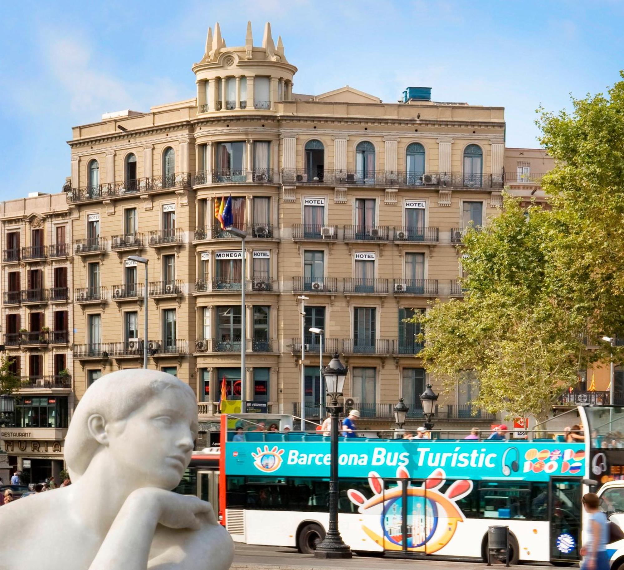 Hotel Monegal Barcelona Ngoại thất bức ảnh