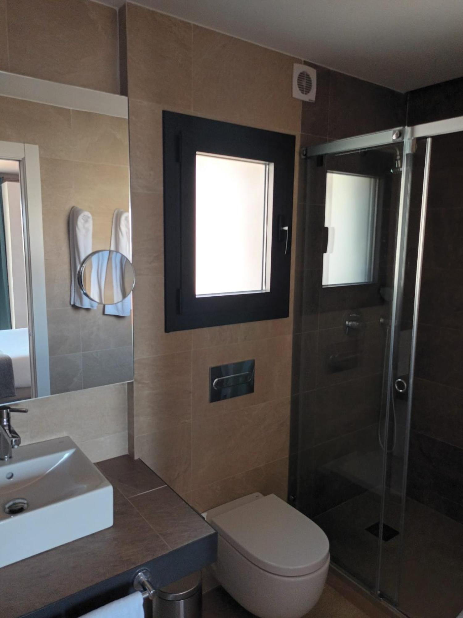 Hotel Monegal Barcelona Phòng bức ảnh