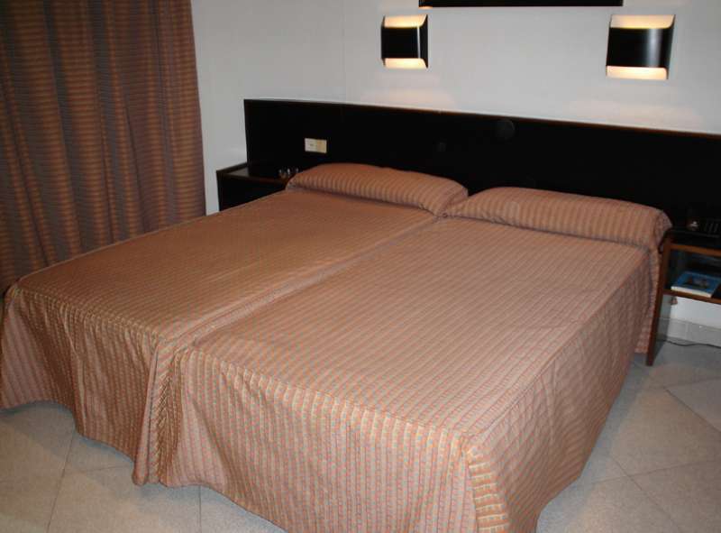 Hotel Monegal Barcelona Ngoại thất bức ảnh