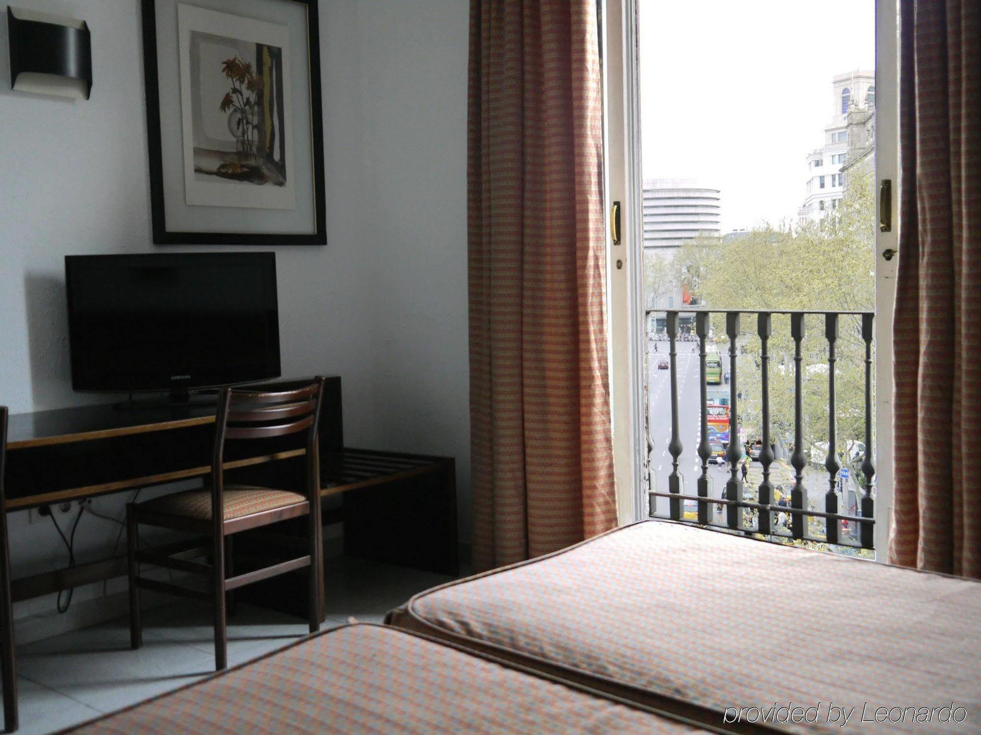 Hotel Monegal Barcelona Ngoại thất bức ảnh